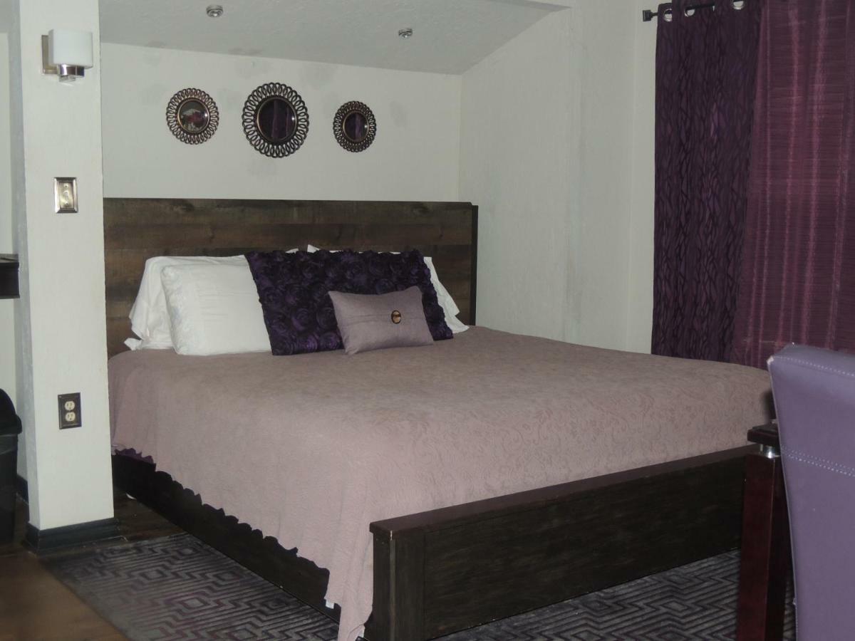 نورمان The Whispering Pines Inn المظهر الخارجي الصورة