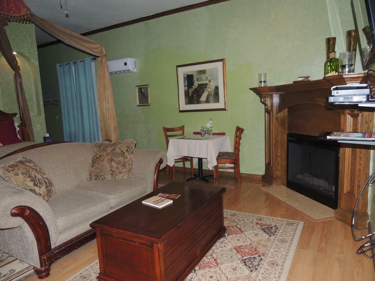 نورمان The Whispering Pines Inn المظهر الخارجي الصورة
