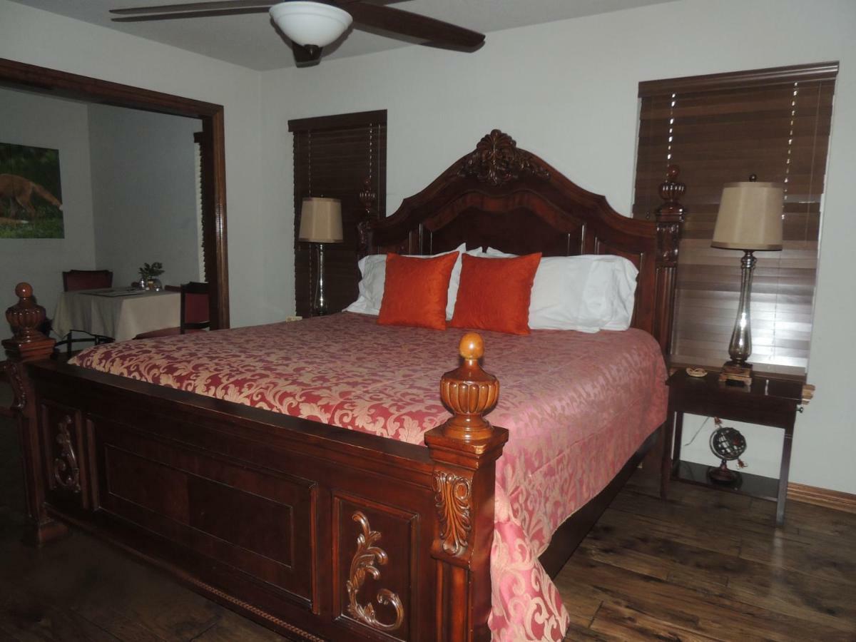 نورمان The Whispering Pines Inn المظهر الخارجي الصورة