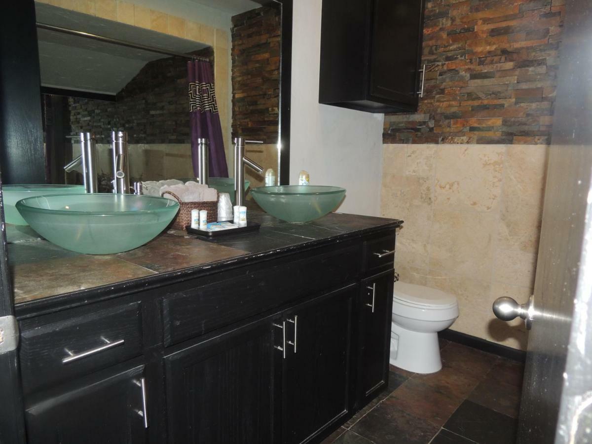 نورمان The Whispering Pines Inn المظهر الخارجي الصورة