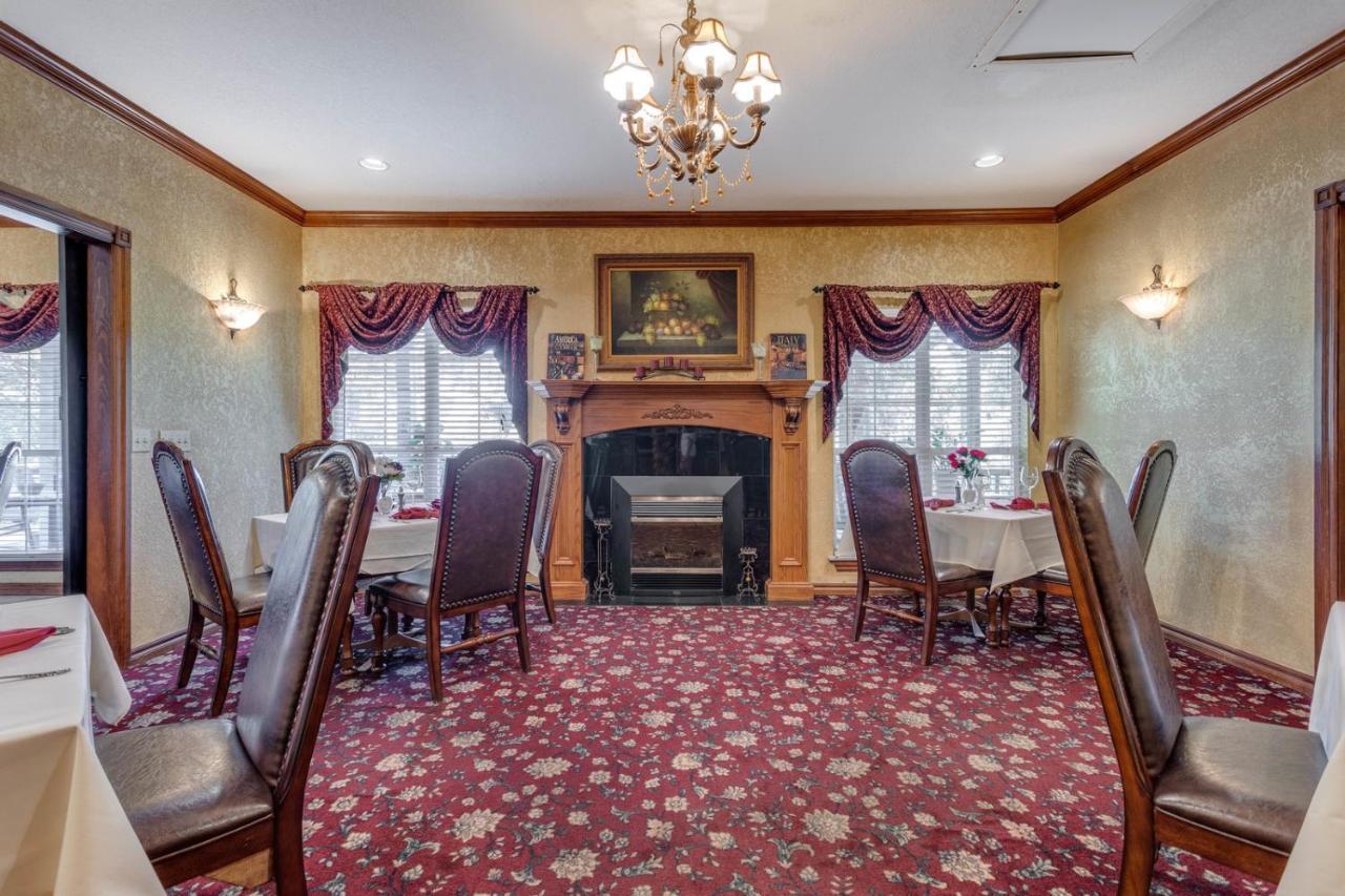 نورمان The Whispering Pines Inn المظهر الخارجي الصورة
